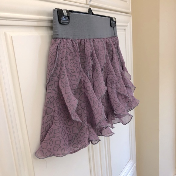 Guess women’s mini skirt - Picture 3 of 8